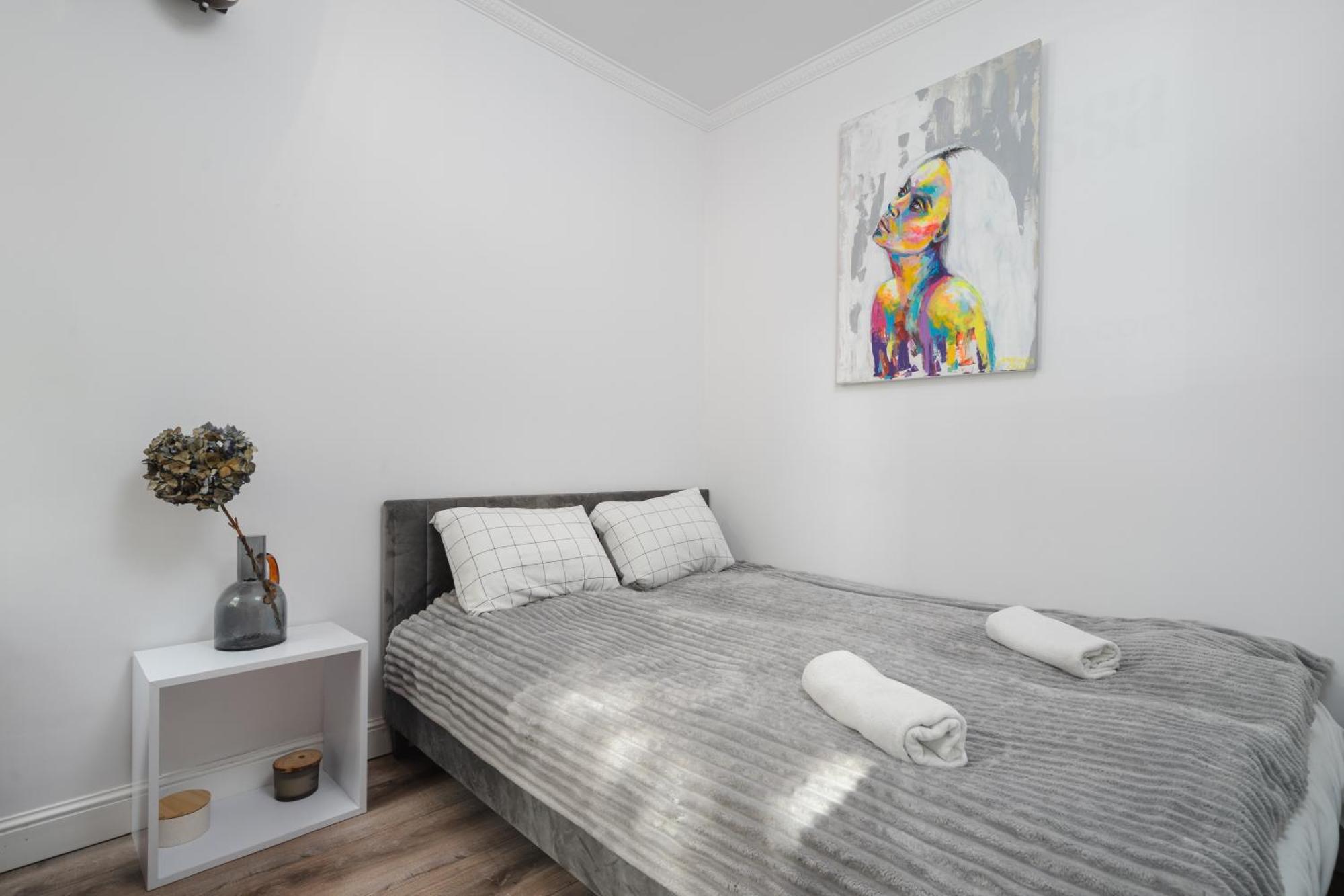 - Great Location - Cozy One Bedroom In - Solidarnosci 64 Leilighet *